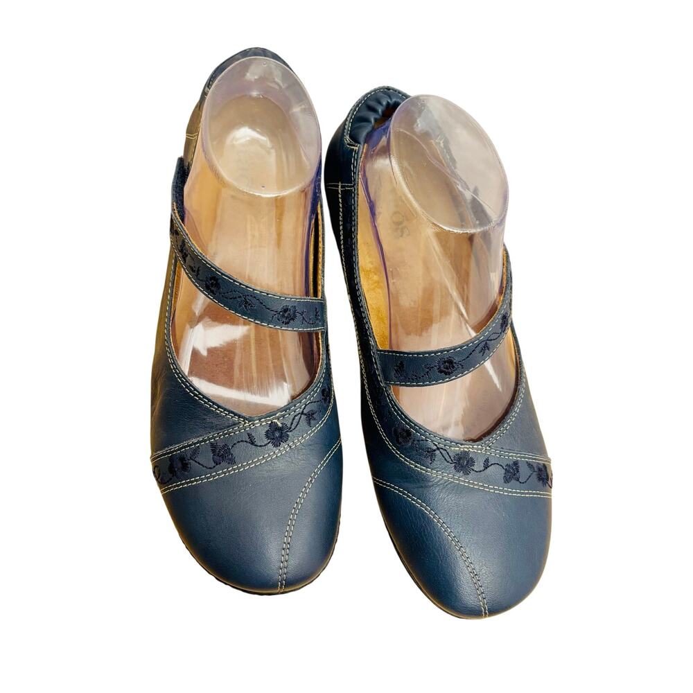 Privo navy Blue leather Mary Jane shoes sz 9.5